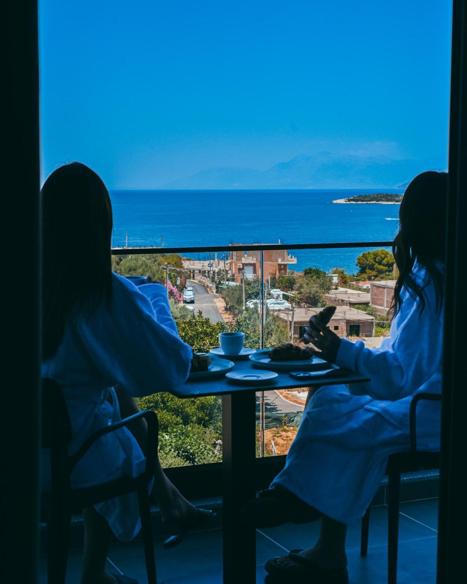 Monun Hotel Ksamil Exterior photo