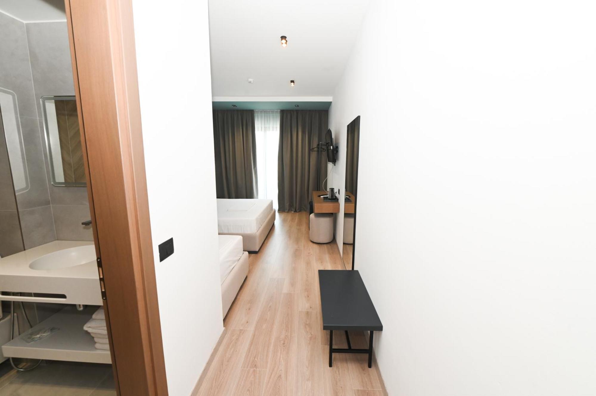 Monun Hotel Ksamil Exterior photo